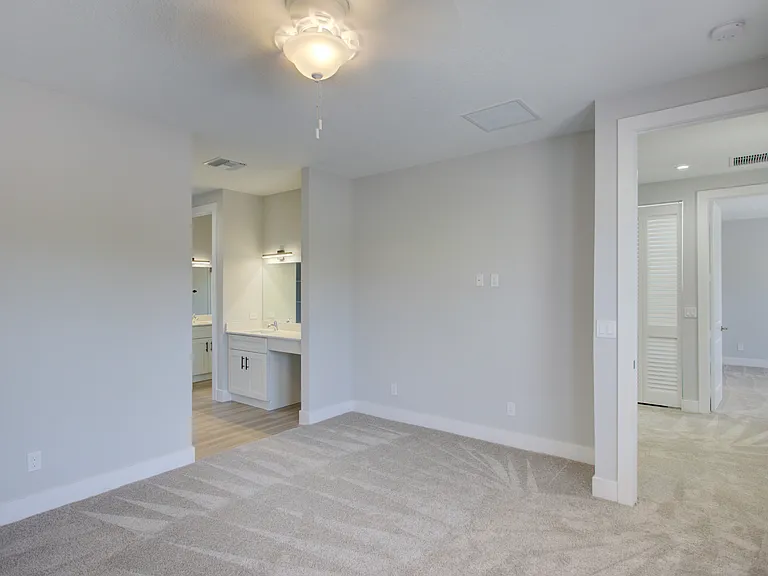 405 3rd Ave S #405 — Photo 9