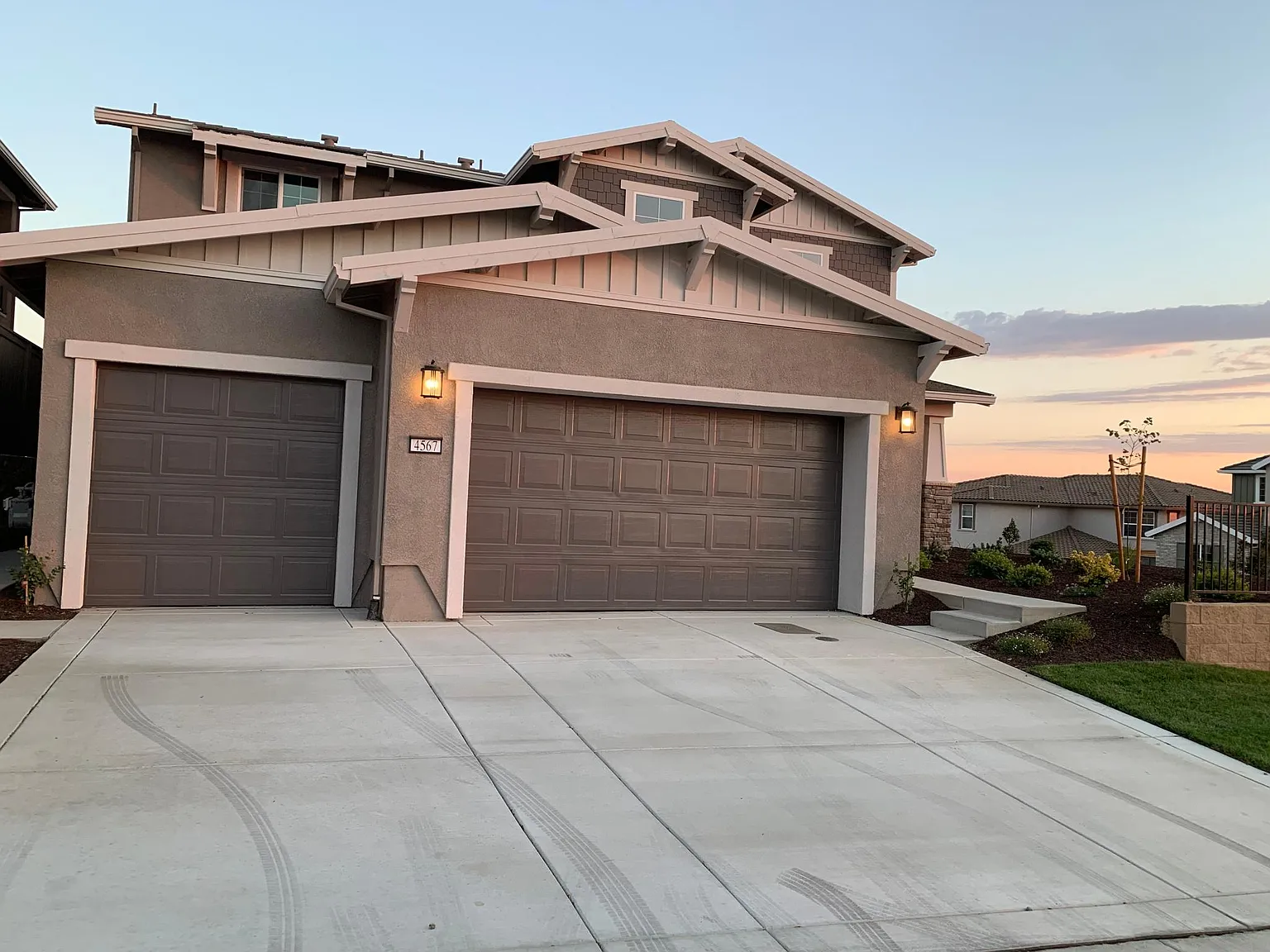1 bed, 900 sqft, $1,850 — Photo 2