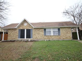 7054 Pineberry Rd, Dallas, TX 75249