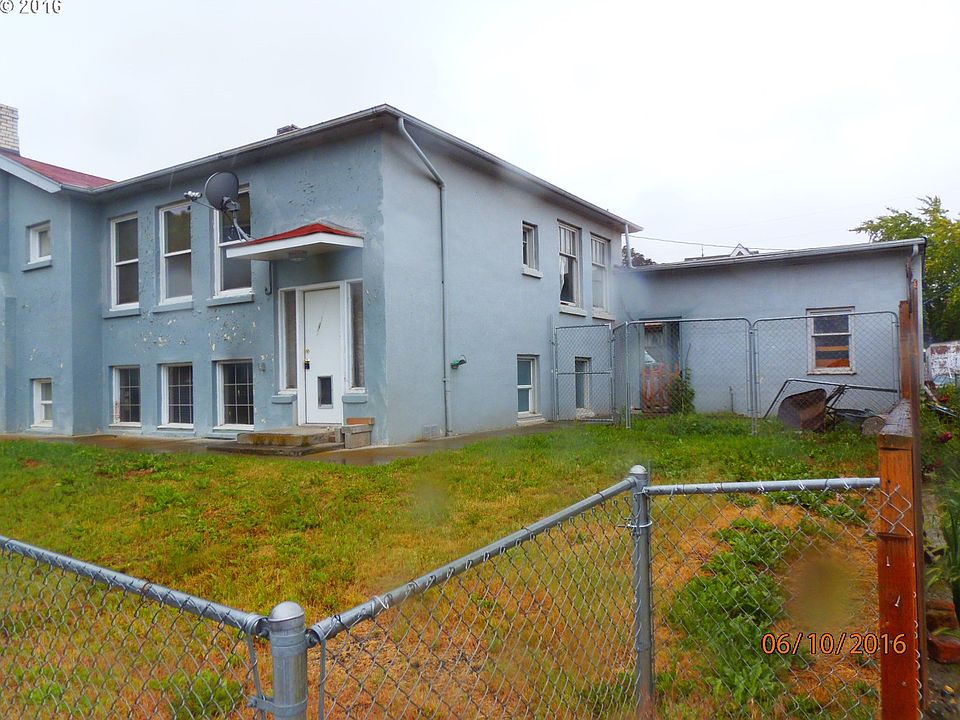 2nd image of 117 W Church St