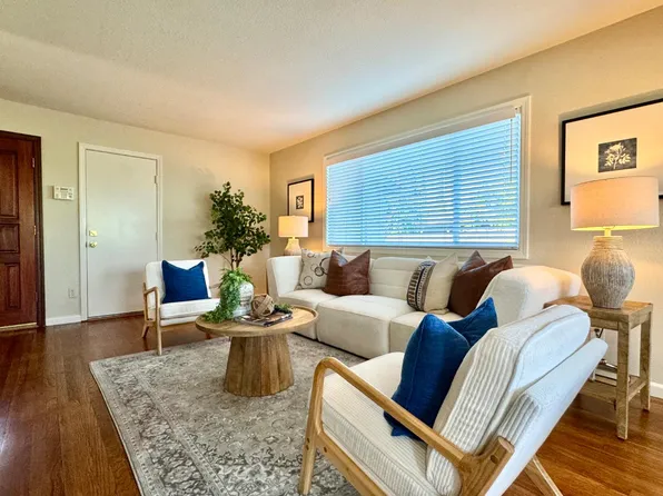 3214 Trentwood Way, Sacramento, CA 95822