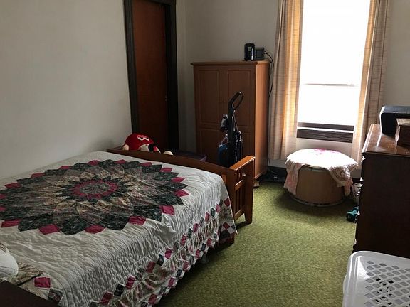 3rd image of 18 Columbia Ave