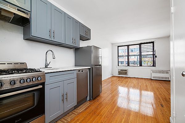 1st image of 338 E 14th St APT 3A