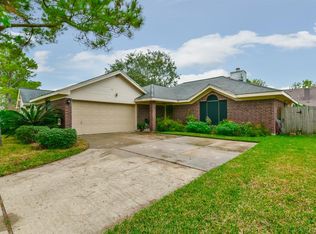 4915 Northfork Dr, Pearland, TX 77584