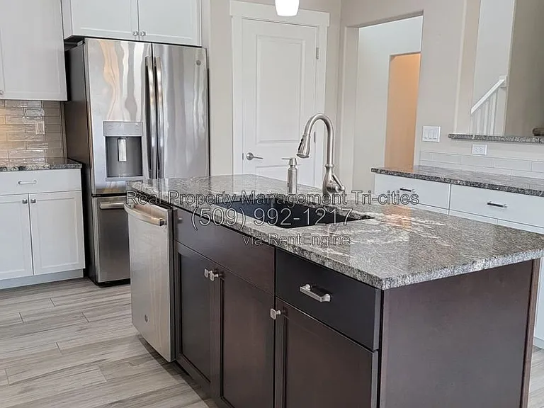 1108 S Kansas Pl — Photo 10