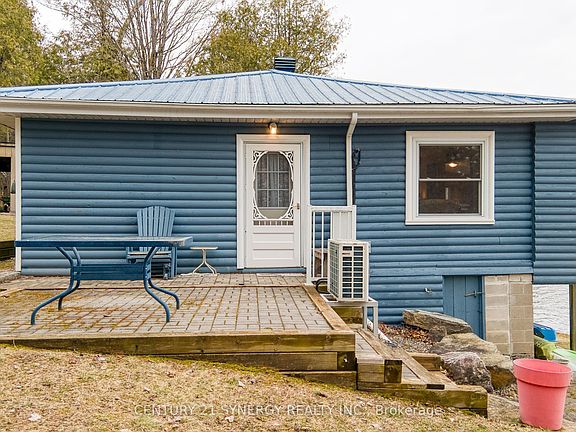 5th image of 747 Brooks Corner Rd