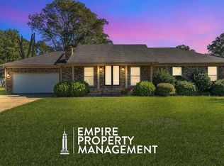 8807 Bailey Cove Rd SE, Huntsville, AL 35802