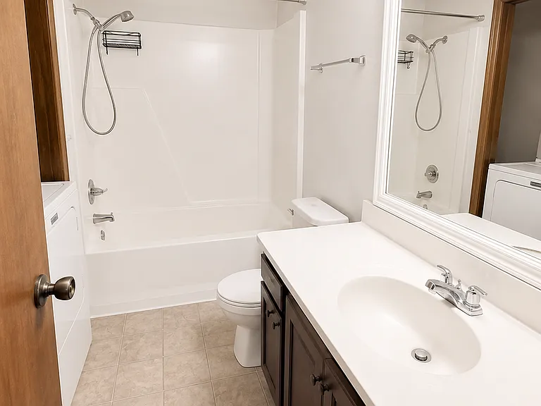 4206 Spruce Hills Dr — Photo 3
