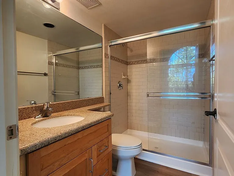 4735 Gloria Ave #5 — Photo 20