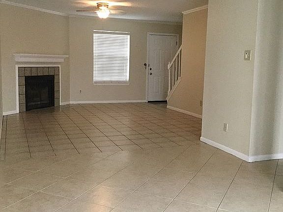 4th image of 14600 Fonmeadow Dr APT 506