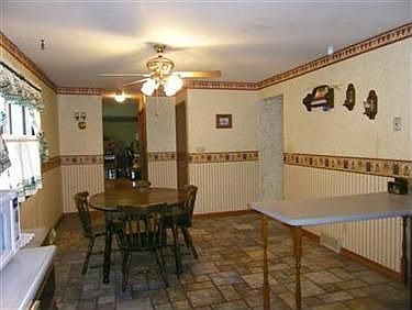 3rd image of 639 Meadowland Dr