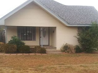 1201 C St, Snyder, OK 73566