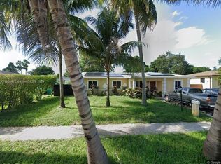 17520 NE 8th Pl, Miami, FL 33162
