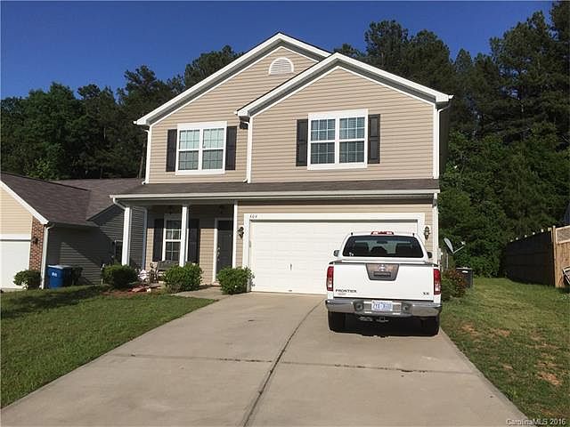 1st image of 404 Augustus Ln