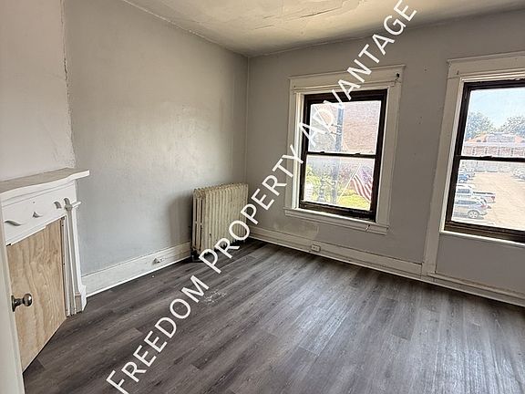 3rd image of 224 N Main St #2