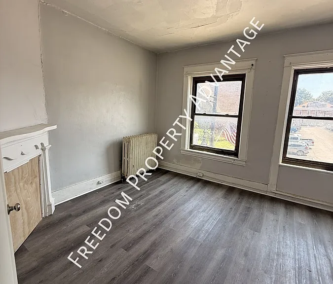 224 N Main St #2 — Photo 3