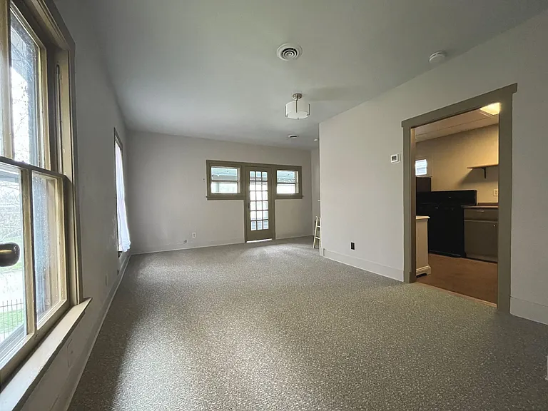 106 Cherry St — Photo 4
