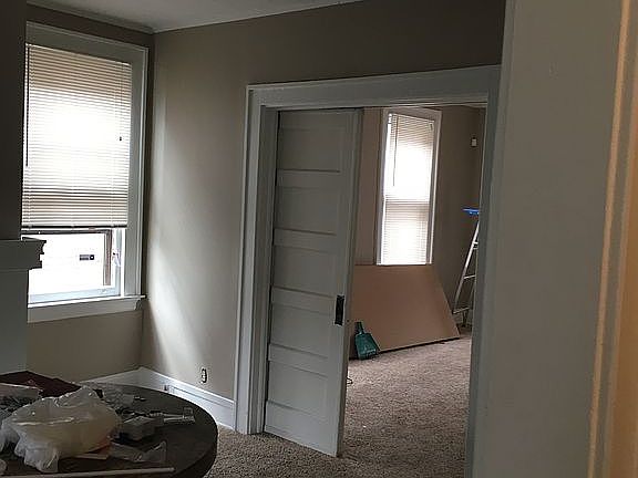 5th image of 725 Mount Hope Ave