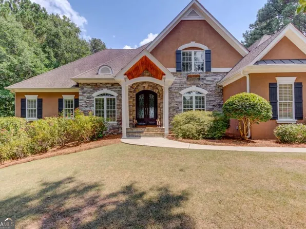 6228 Waters Edge Dr, Covington, GA 30014
