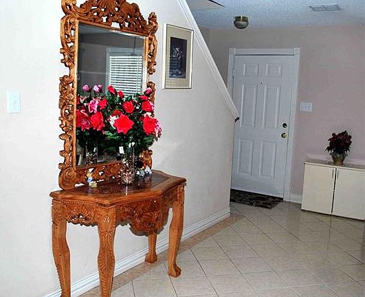 2nd image of 2513 Pecan Dr