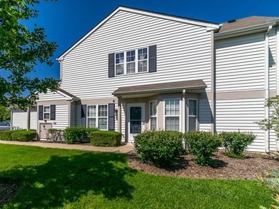 2227 Waterleaf Ct UNIT 101, Naperville, IL, 60564