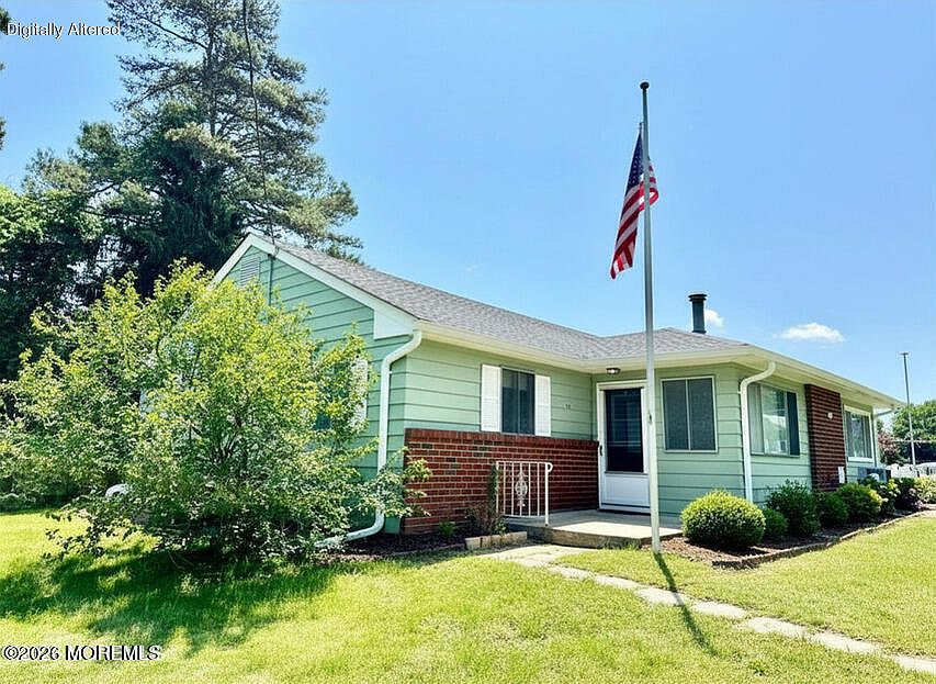 1st image of 19 Mallard Street #B