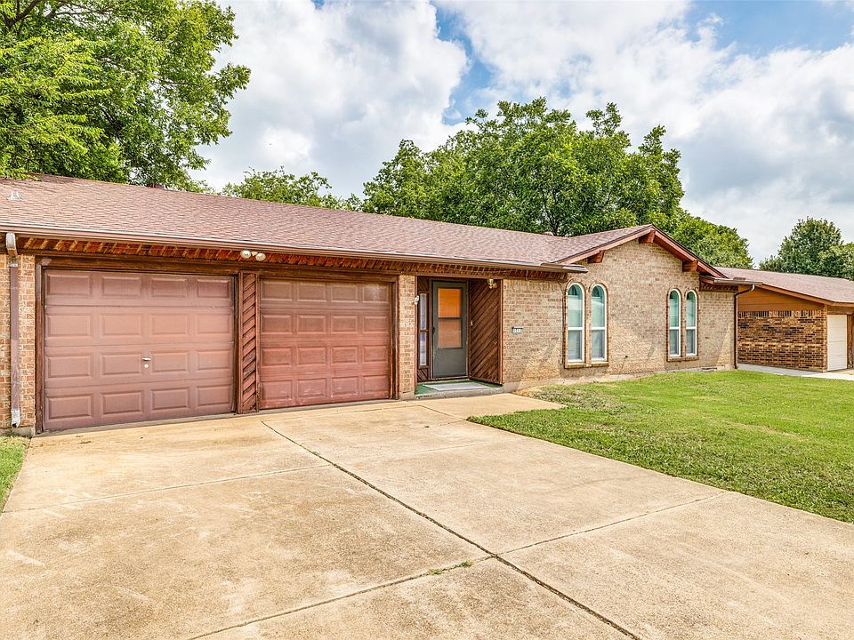 1st image of 1711 Carla Ave