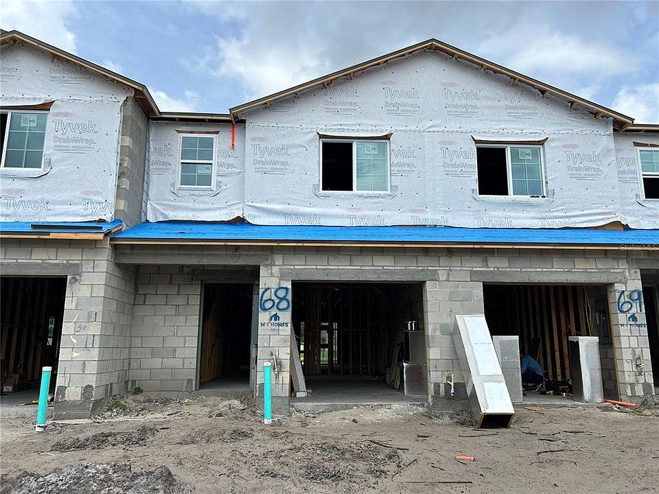 1st image of 208 CAPE HONEYSUCKLE PLACE #68