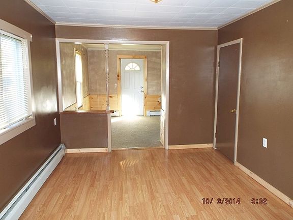 2nd image of 6 3rd Ave
