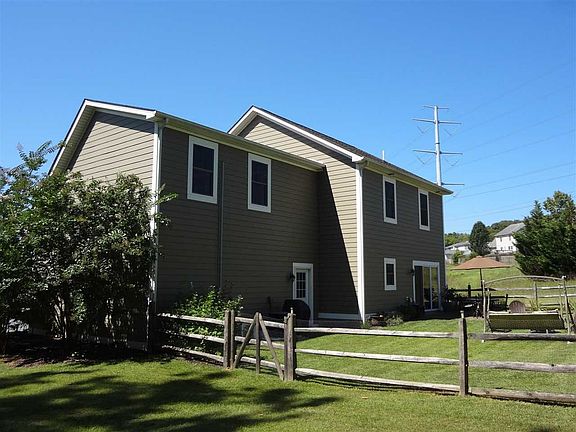 5th image of 1270 Cottage Ln