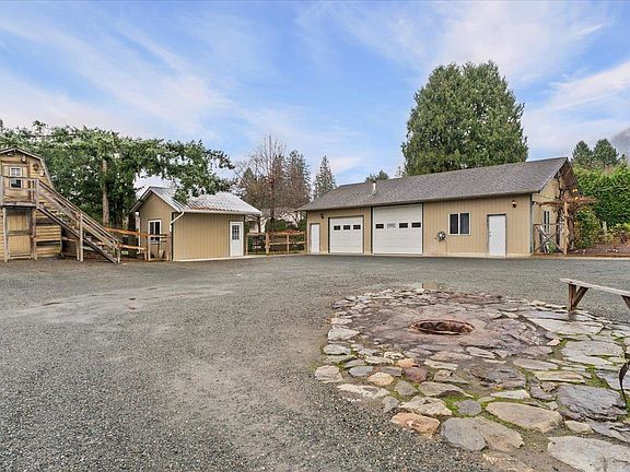 4th image of 52464 Yale Rd