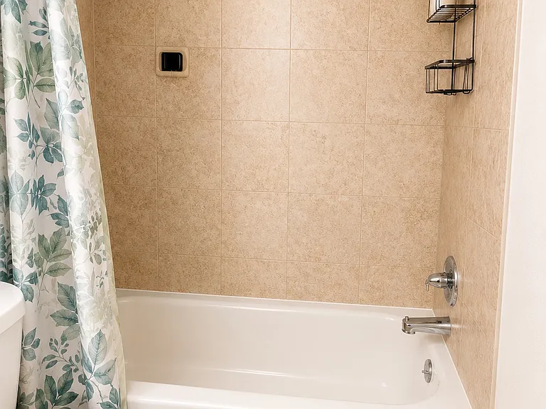 1705 Heatheridge Rd #J203 — Photo 4