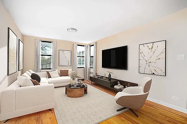 Rented by Waldstar Real Estate LLC | media 9