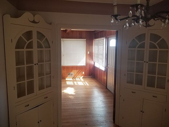 3rd image of 6737 Harriet Ave S