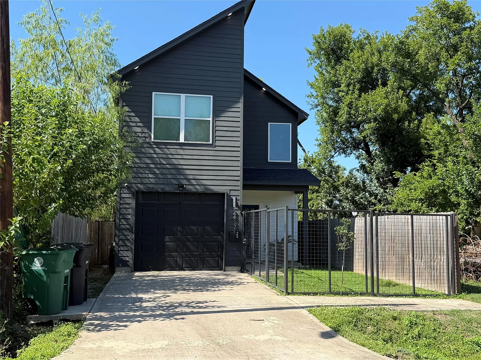 3 bed, 2.5 bath, 1720 sqft, $2,750 — Photo 1