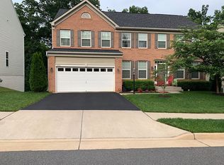 15353 Wits End Dr, Woodbridge, VA 22193
