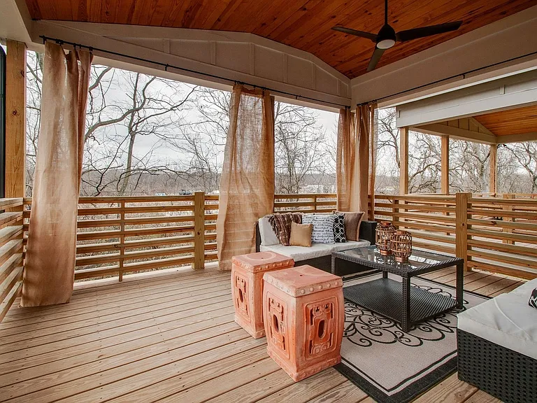 513B Weakley Ave — Photo 34