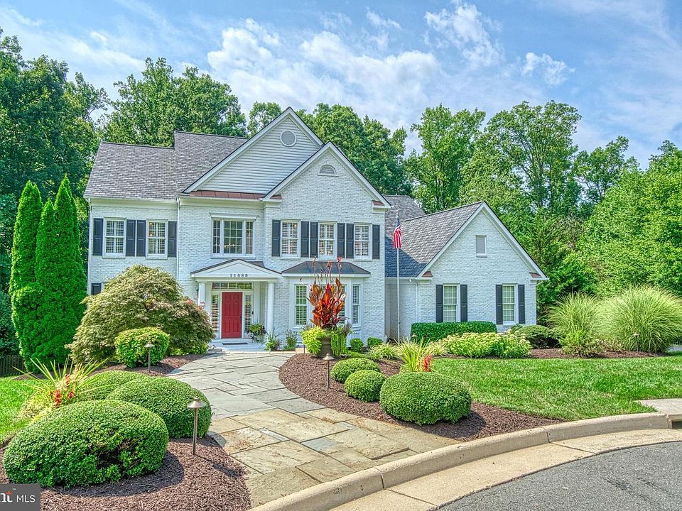 1st image of 11889 Shaker Meadows Ct