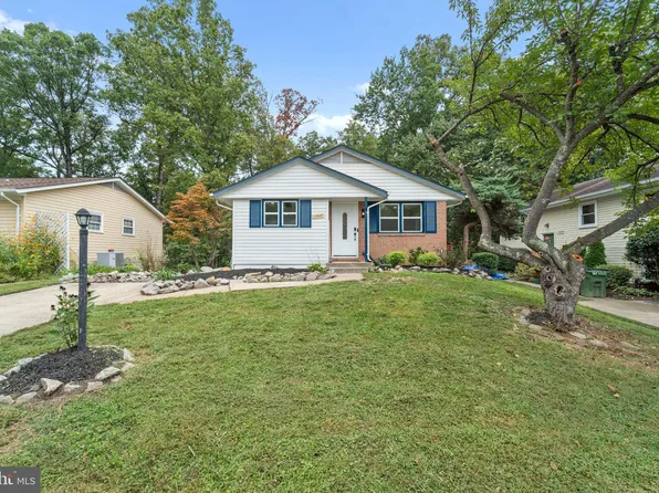 12605 Oakwood Dr, Woodbridge, VA 22192