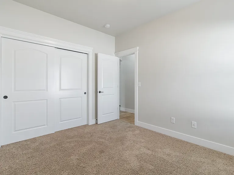 1015 White Birch Ave — Photo 21