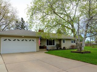 3129 Roosevelt St NE, Saint Anthony, MN 55418
