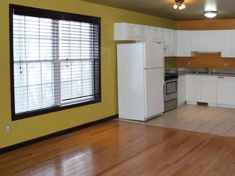 34 Mettler St #A — Photo 3