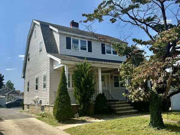1104 High St, Burlington, NJ 08016