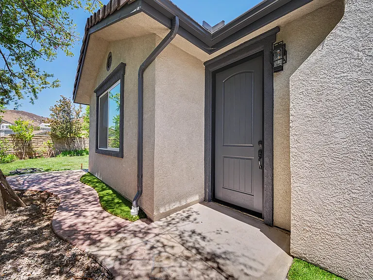 4785 Westwood St — Photo 2