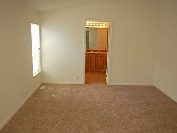 ~Master Bedroom ... One of Three Bedrooms.~