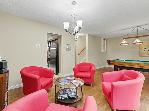 3rd image of 5095 Chuckleberry Ln