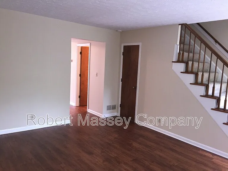 2853 Grinstead Dr #2853GRI-2 — Photo 5