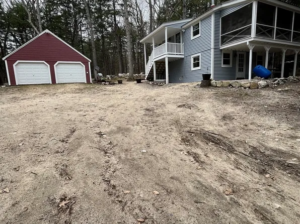 24 Abenaki Rd, Bridgton, ME 04009