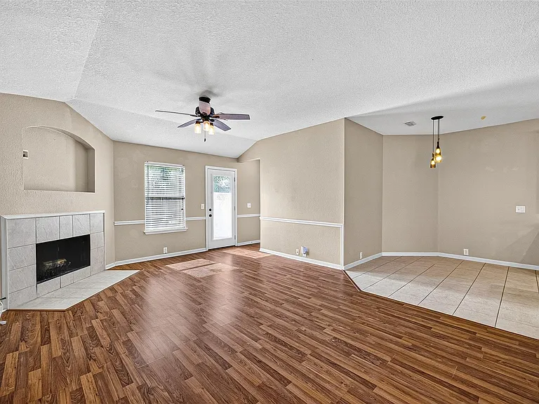 10306 Nickel Grove Dr — Photo 11