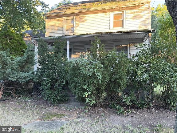 4th image of 46 Beech St